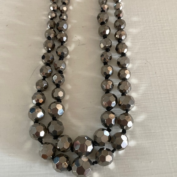 Unique black/gray tone beaded 2-strand necklace - Picture 6 of 6